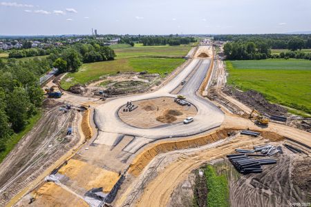 S1 - Bieruń-Oświęcim. Dalsze postępy prac na budowie łącznicy, obwodnicy i węzła
